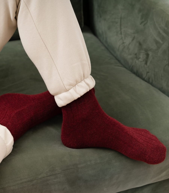 Skarpety-meskie-50-procent-welna-alpaki-steven-044-bordowe.jpg