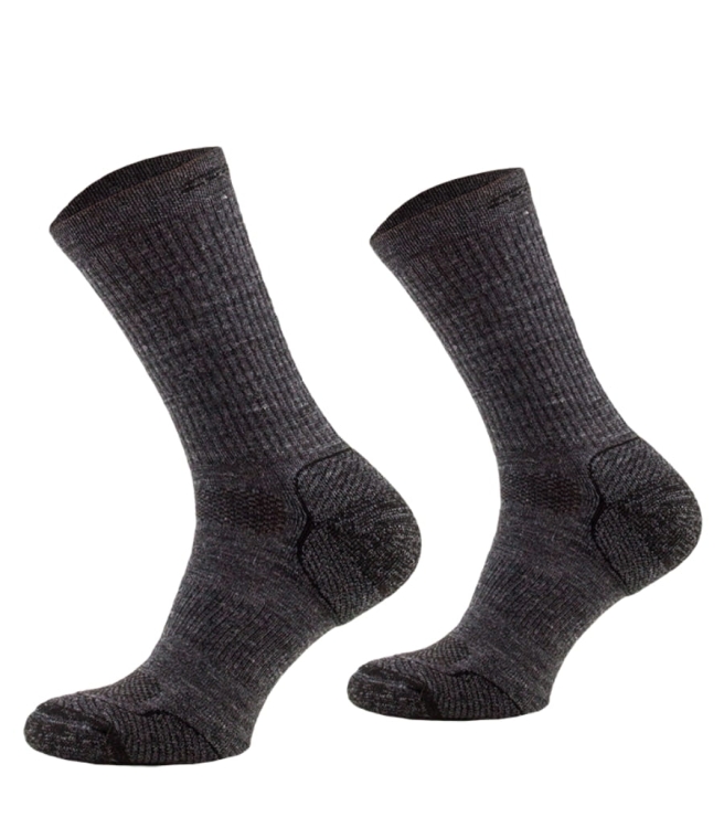 Skarpety-outdoorowe-z-frotte-comodo-TRE7-02-ciemny-szary.jpg