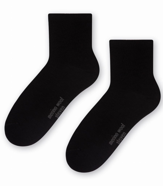 Skarpety-damskie-z-welny-merino-steven-130-czarne.jpg