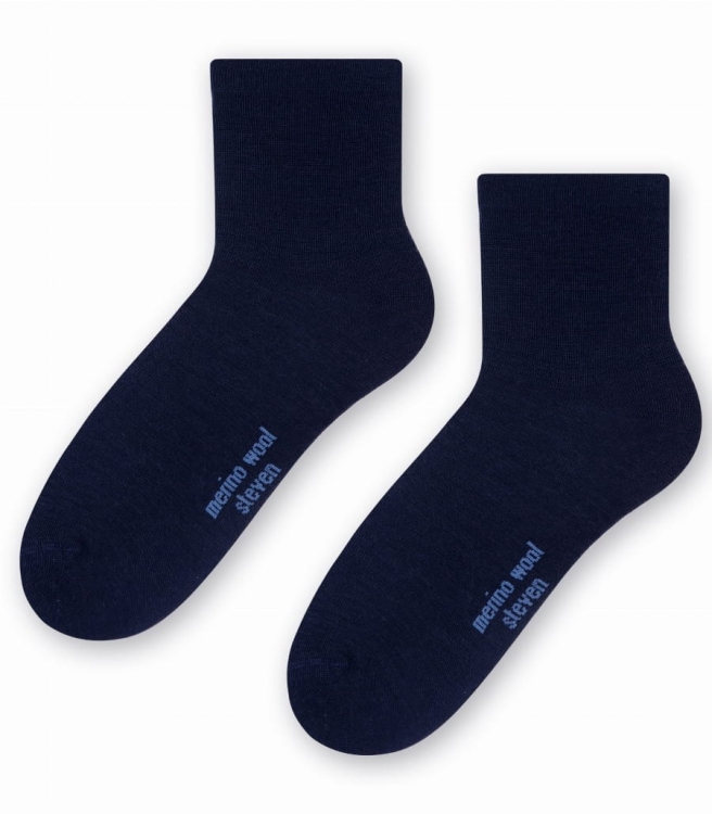 Skarpety-damskie-z-welny-merino-steven-130-granatowe.jpg
