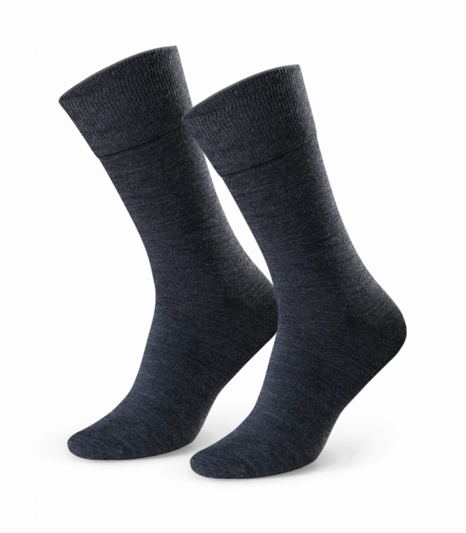 Skarpety-meskie-z-welny-merino-steven-130-melanz-ciemny-szary.jpg