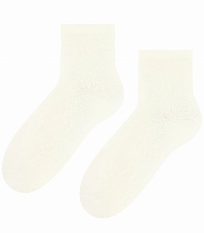 Skarpety-damskie-gladkie-steven-037-ecru.jpg