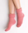 Skarpety-damskie-do-spania-z-welna-steven-067-rozowe.jpg