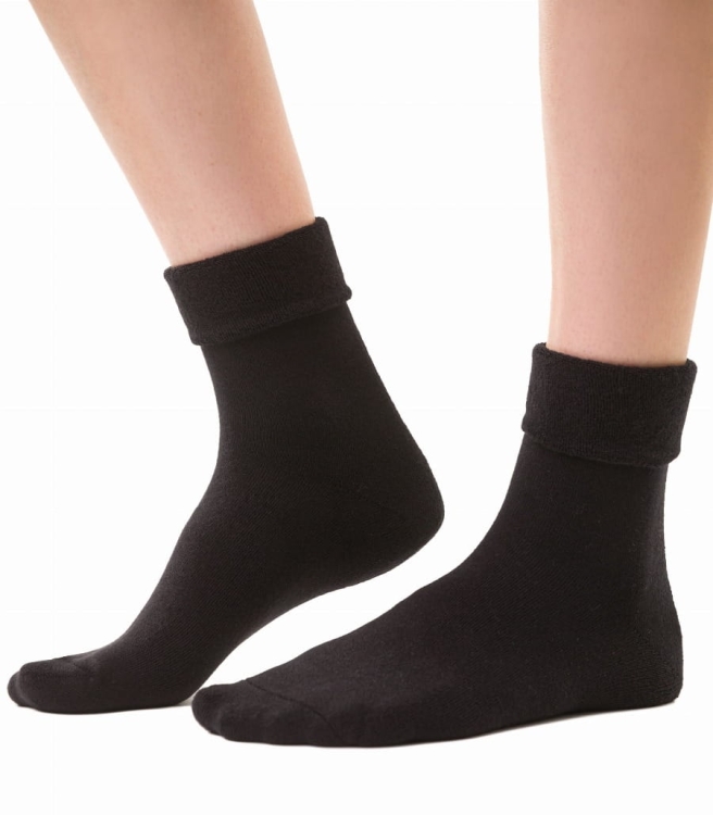 Ciepłe-skarpety-damskie-frotte-steven-110-czarny.jpg