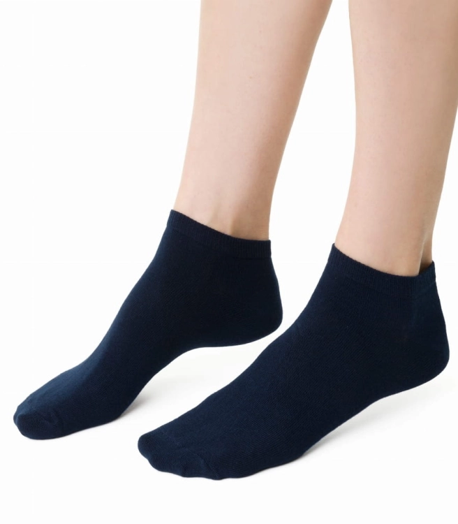 gladkie-bawelniane-stopki-damskie-steven-052-granatowe.jpg