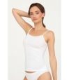 top-damski-na-cienkich-ramiaczkach-camisole-gatta-bialy.jpg