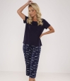 pizama-damska-z-krotkim-rekawem-i-spodniami-¾-w-koty-cat-love-661-granatowa.jpg