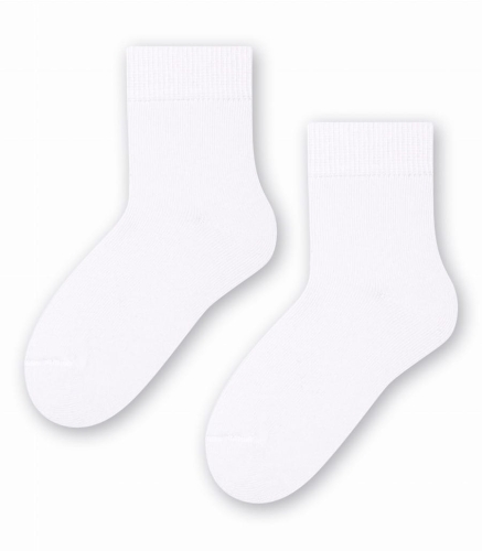 gladkie-bawelniane-skarpetki-dzieciece-steven-146-biale.jpg