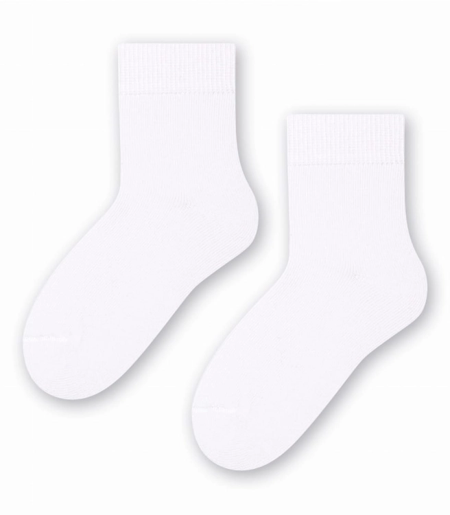 gladkie-bawelniane-skarpetki-dzieciece-steven-146-biale.jpg