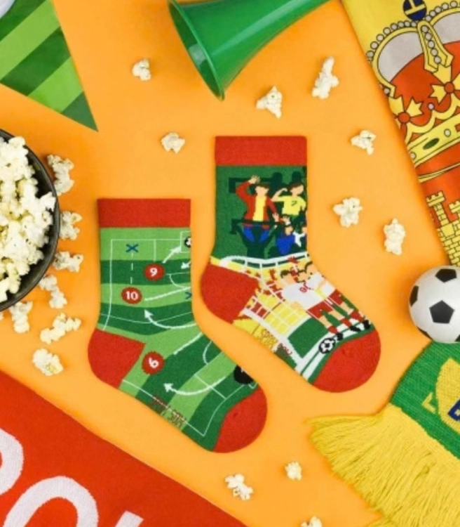 Skarpetki-dzieciece-bawelniane-football-spox-sox-aranzacja.jpg