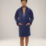 Zdjęcie meżczyzny w szlafroku
